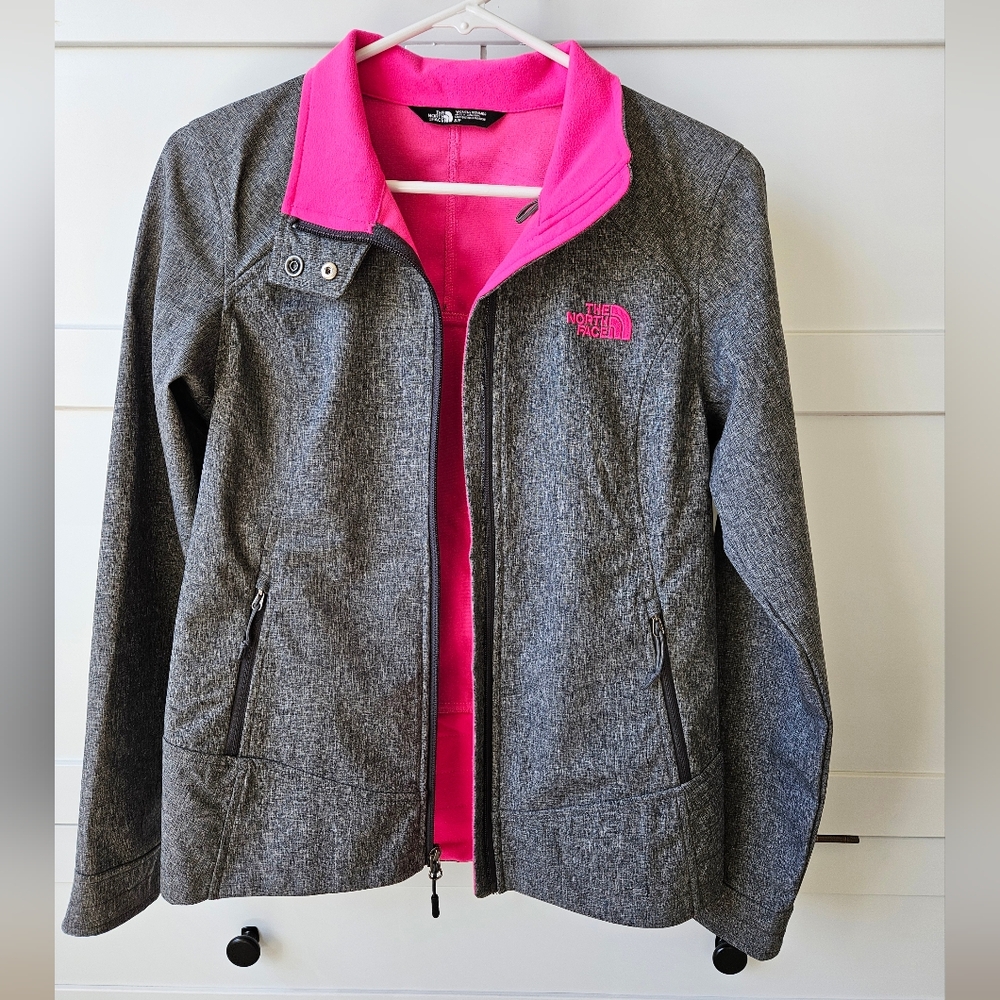 Womens North Face Jacket - Size small
